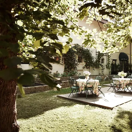 Alter Winzerkeller 3* Kirchberg am Wagram